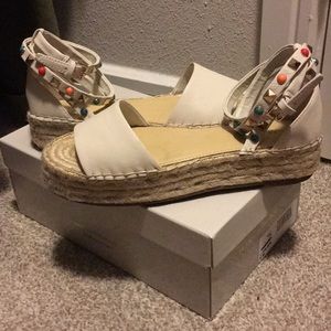 Marc Fisher espadrilles